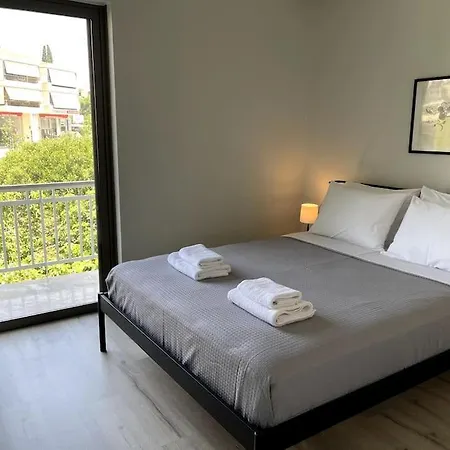 Brand New In-town * Návplio