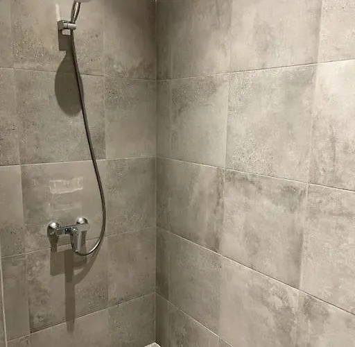 Apartman Brand New In-town *