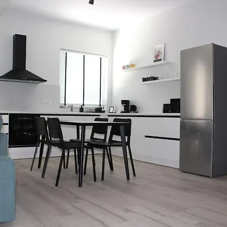 Appartement Brand New In-town *